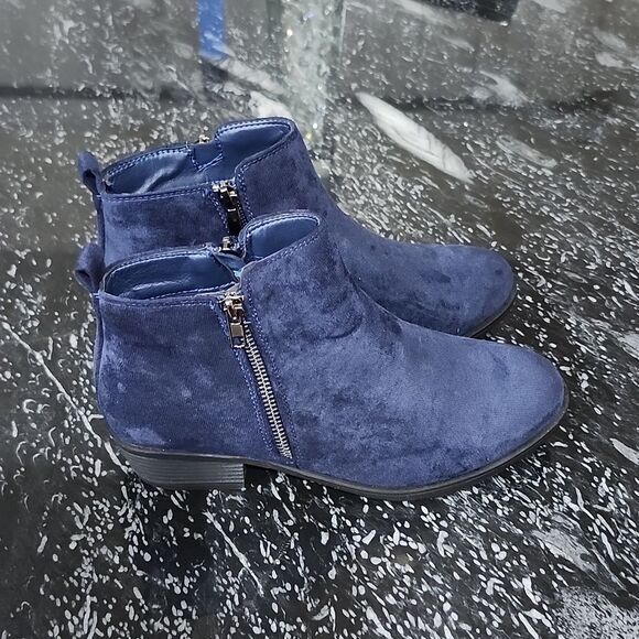 BRAND NEW SHOE LAND ELAINE ANKLE CHUNKY LOW HEELED ZIPPER BOOTS - Picture 8 of 14